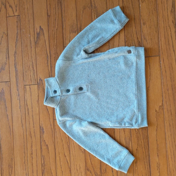 Janie and Jack Other - Size 5 Janie and Jack knit long sleeve pocketed top with button closures